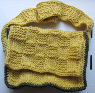 Basketweave Mini Messenger Bag Free Crochet Pattern
