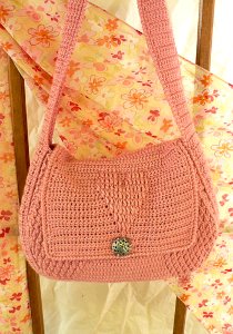 Bisque Rose Handbag Free Crochet Pattern