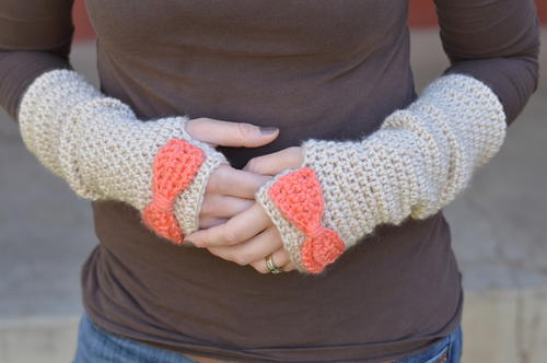 Bow Arm Warmers Free Crochet Pattern