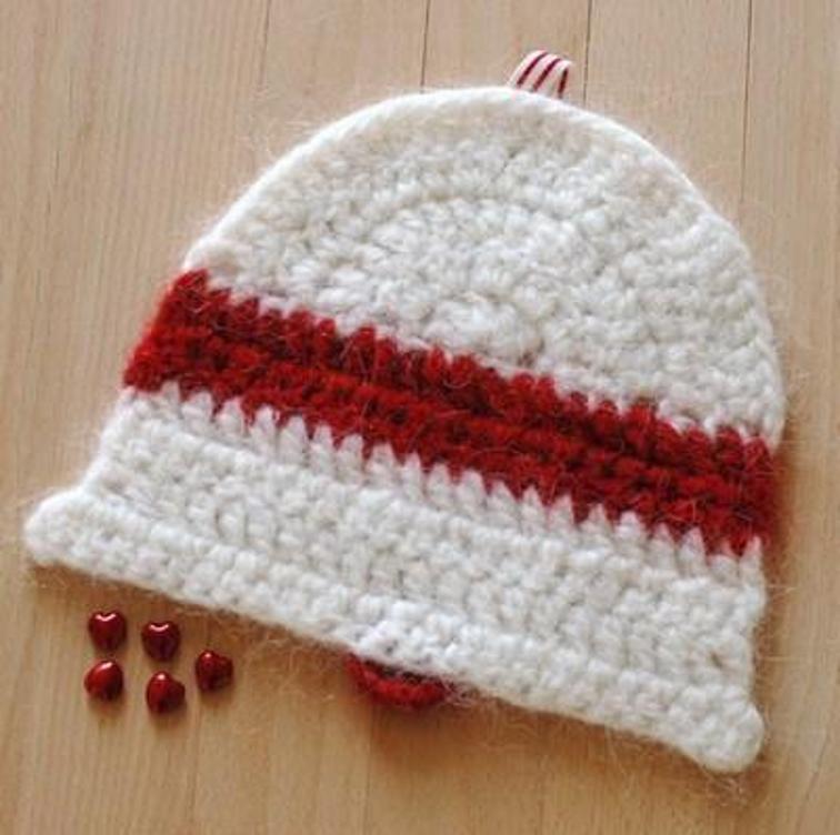 Christmas Bell Coaster Free Crochet Pattern