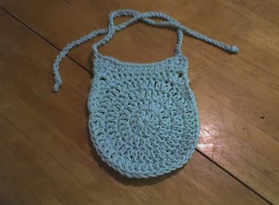 Circle Baby Bib Free Crochet Pattern