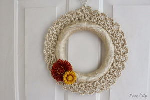 Crochet Love Wreath Free Pattern