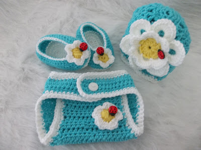 Daisies Diaper Cover Set Free Crochet Pattern