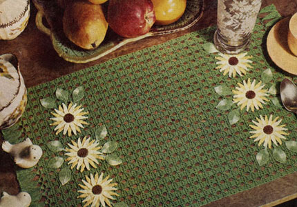 Daisy Place Mat Free Crochet Pattern