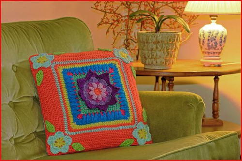 Daydreams Pillow Free Crochet Pattern