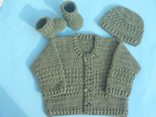 Easy Baby Cardigan Free Crochet Pattern