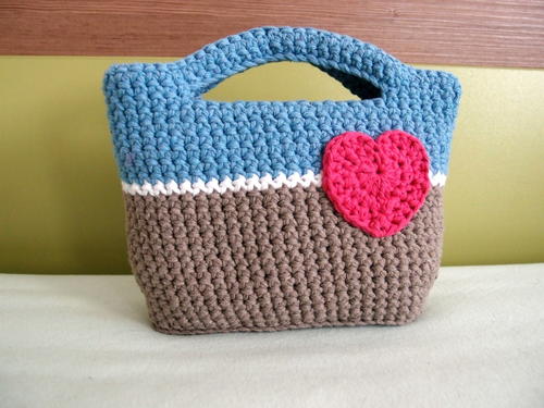 Frozen Inspired Bag Free Crochet Pattern