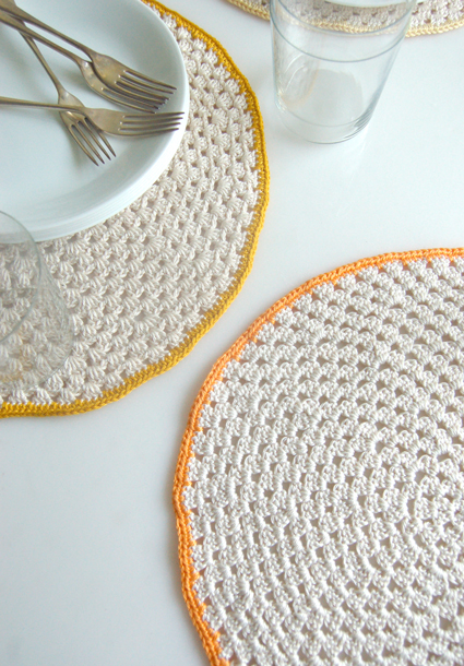 Granny Circle Placemat Free Crochet Pattern