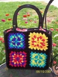 Granny Square Pucker Bag Free Crochet Pattern