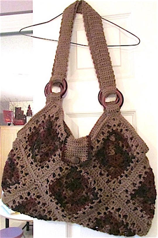 Granny Square Purse Free Crochet Pattern