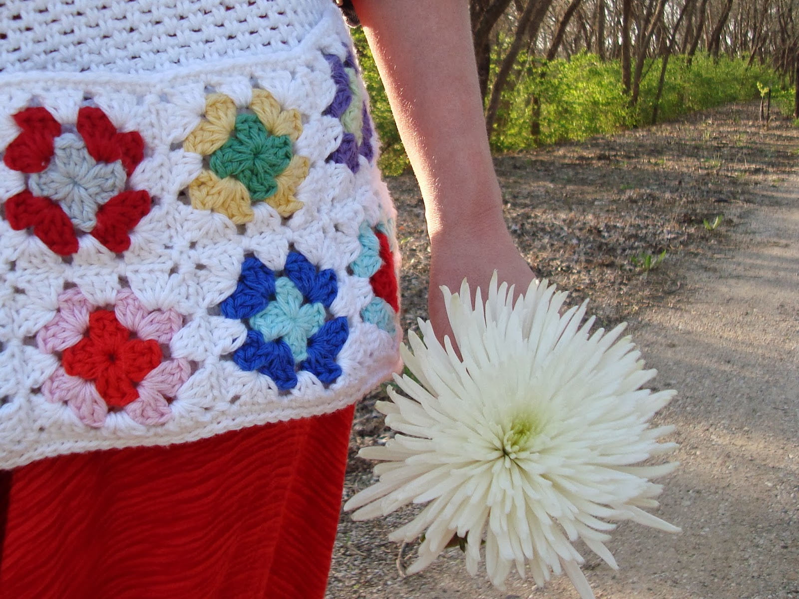Granny’s Market Apron Free Crochet Pattern