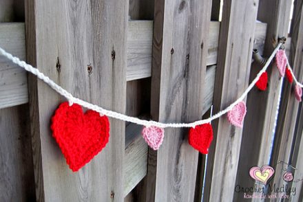 heart-garland-free-crochet-pattern