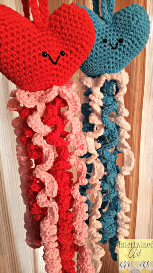 Heart Hand Towels Free Crochet Pattern