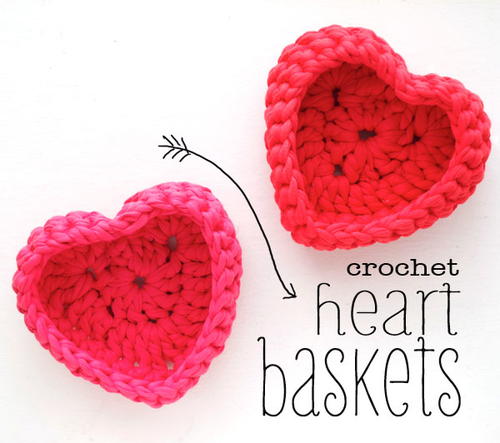 Heart Shaped Storage Basket Free Crochet Pattern