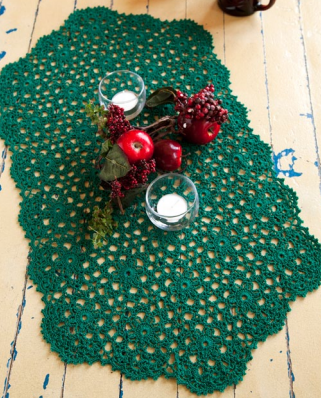 Holiday Table Runner Free Crochet Pattern