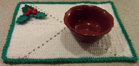 Holly Placemat Free Crochet Pattern