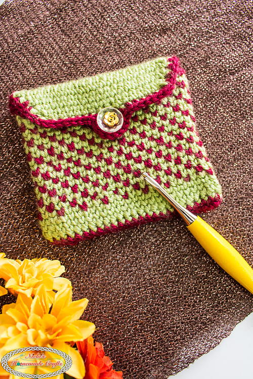 Knit-Like Pouch Free Crochet Pattern