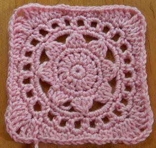 Lacy Sunflower Granny Square Free Crochet Pattern
