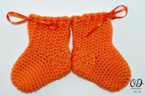 Little Baby Socks Free Crochet Pattern