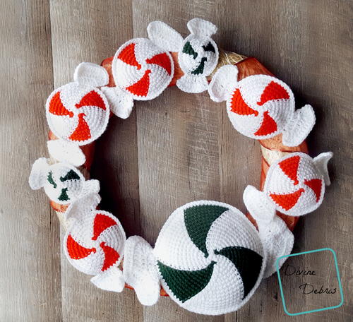 Peppermint Candies Wreath Free Crochet Pattern