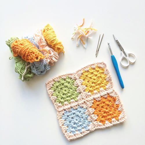 Simple Granny Square Potholder Free Crochet Pattern