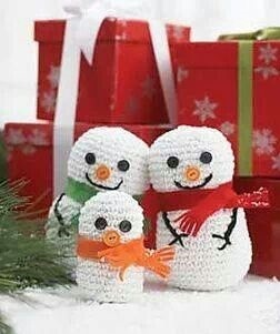 Snowman Family Free Crochet Pattern
