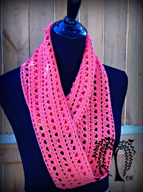 Spring Kisses Infinity Scarf Free Crochet Pattern