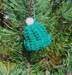 Stocking Cap Ornament Free Crochet Pattern