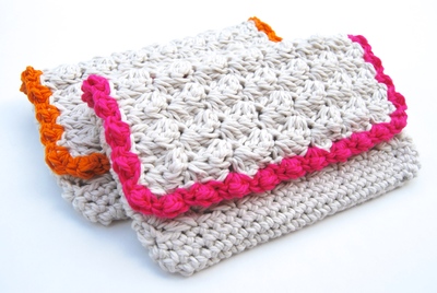 Summer Clutch Free Crochet Pattern