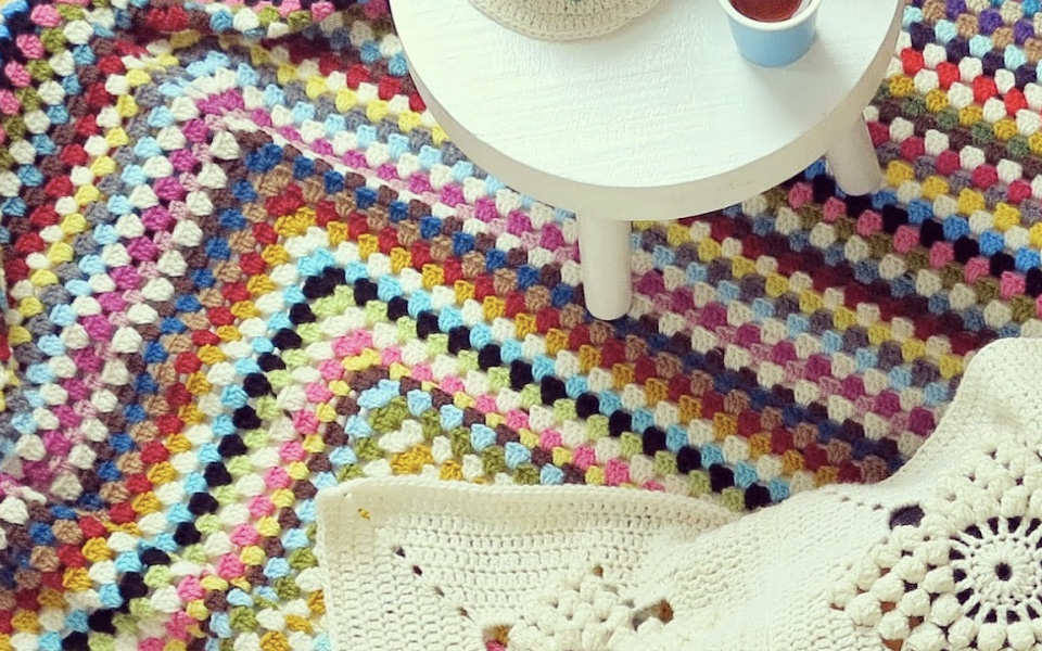 How to crochet a blanket